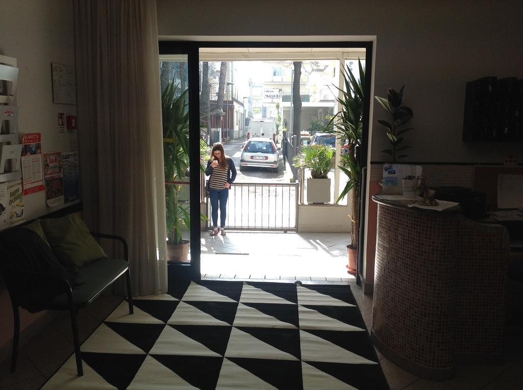 Hotel Laura リミニ エクステリア 写真